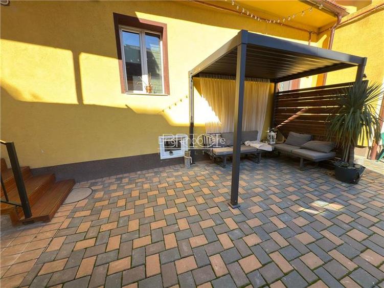 Casa, 120mp, 4 camere, 55mp Beci, cu Parcare, Str. Lunga - 18