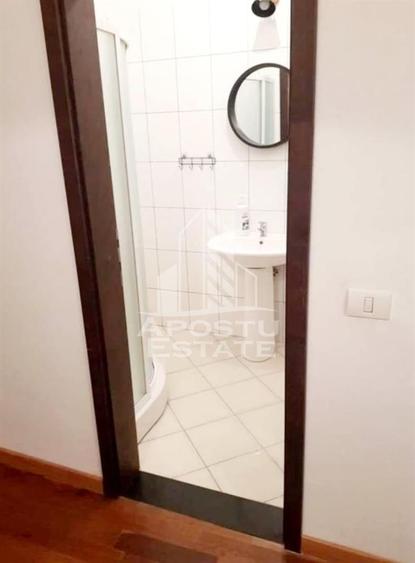 Apartament cu 2 camere , 66 mp , centrală proprie, zona Ultracentrala