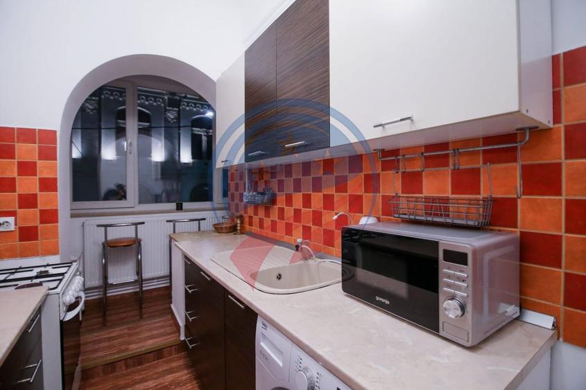 Apartament 2 camere decomandat/de inchiriat/ultracentral/Craiova
