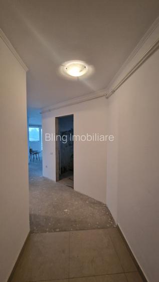 Apartament cu 3 camere, 70mp utili, parcare sub, Dambul R