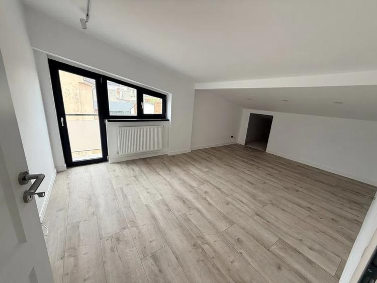 Vatra Luminoasa -strada Tepes Voda-mansarda 3 camere