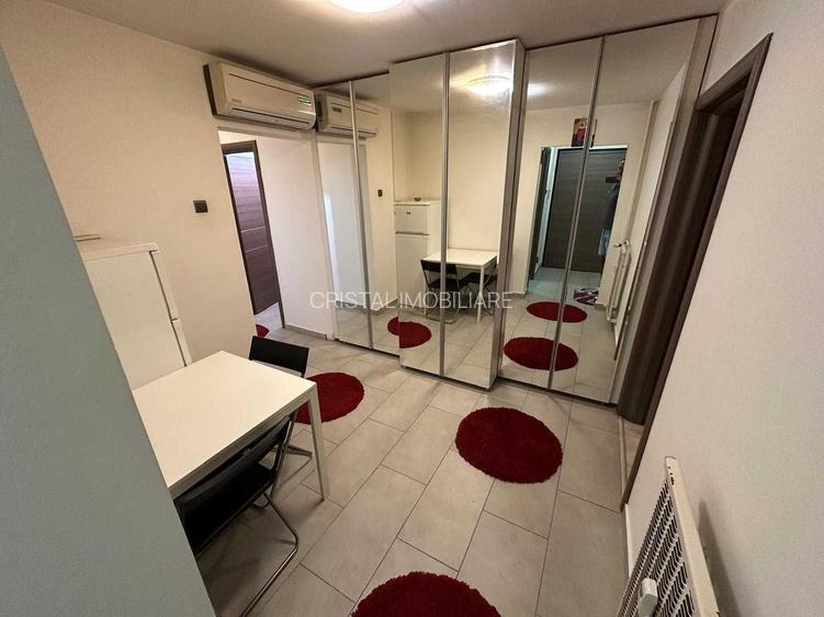 Apartament 2 camere renovat, 4 min metrou 1 Decembrie 1918, mobilat complet nou - 2