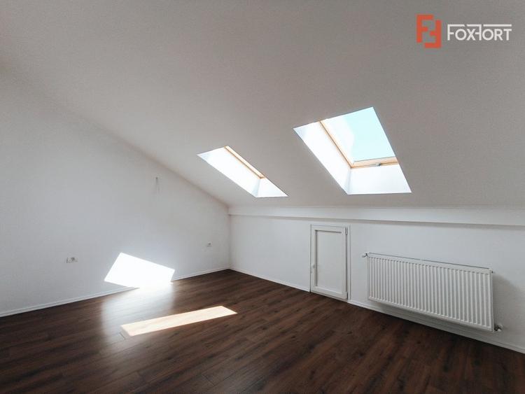 Apartament spatios cu 3 camere, scara interioara, 84 mp - V7227