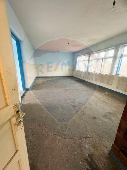 Comision 0%! Casa / Spațiu comercial + teren 972 mp