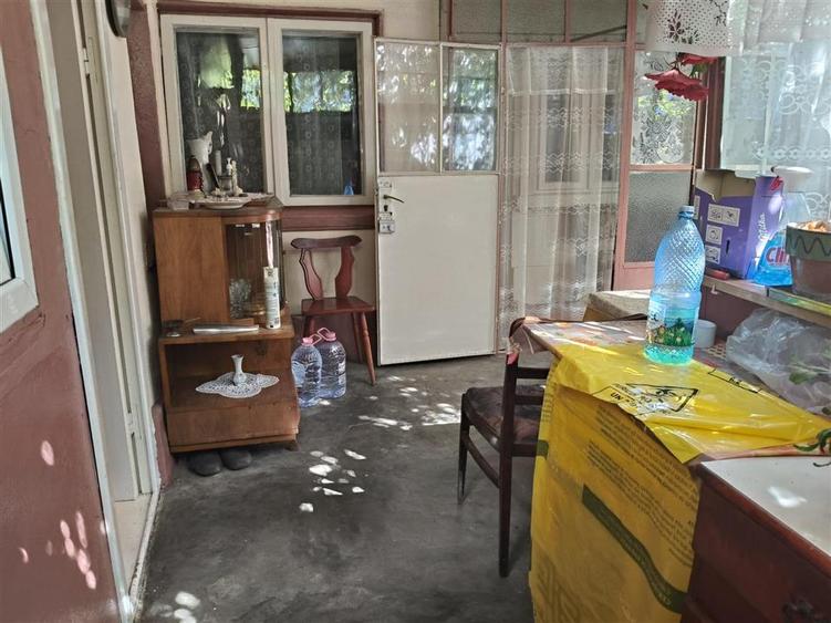 Casa 4 cam Chercea, teren 194 mp, mobilata si utilata