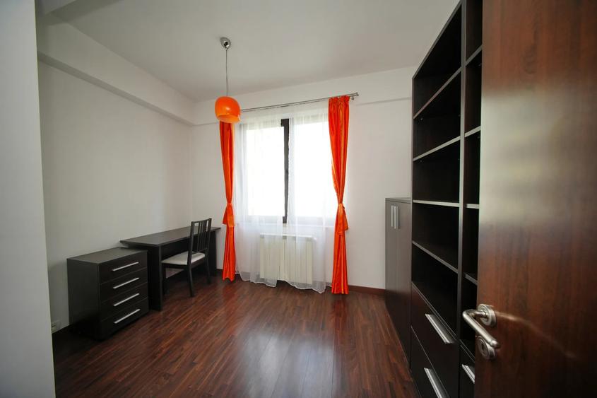 APARTAMENT CU 3 CAMERE - HERASTRAU - MOBILAT SI UTILAT