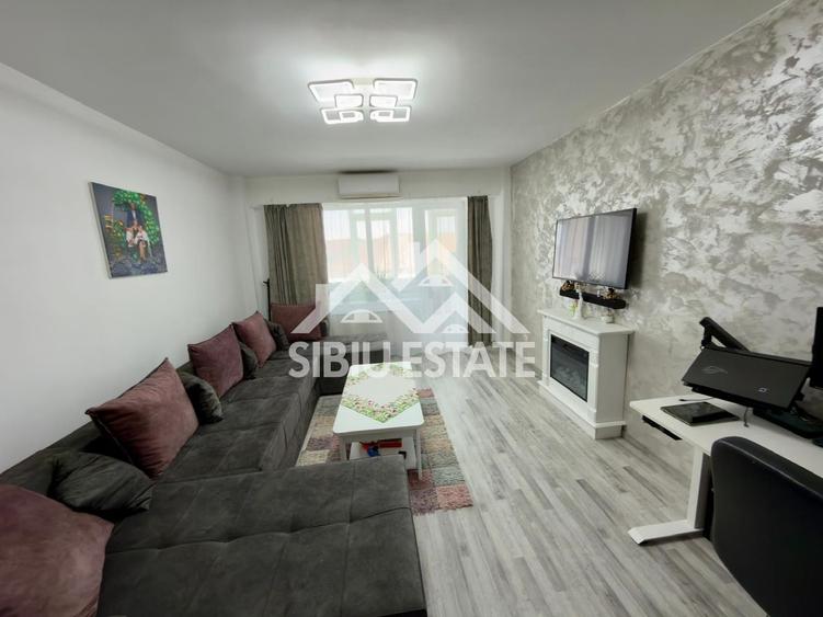 Apartament 75 mp. 3 camere 3 balcoane decomandat in Sibiu- Terezian