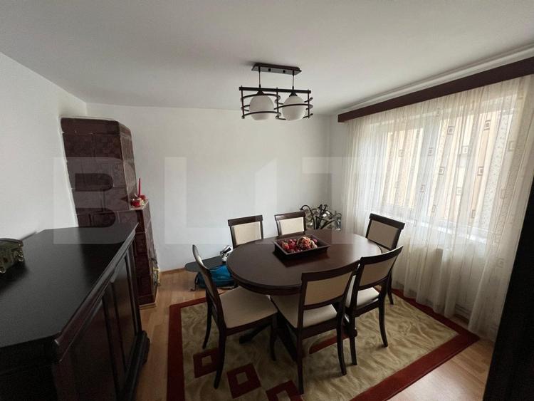 Casa, 4 camere, 400mp, zona Parc