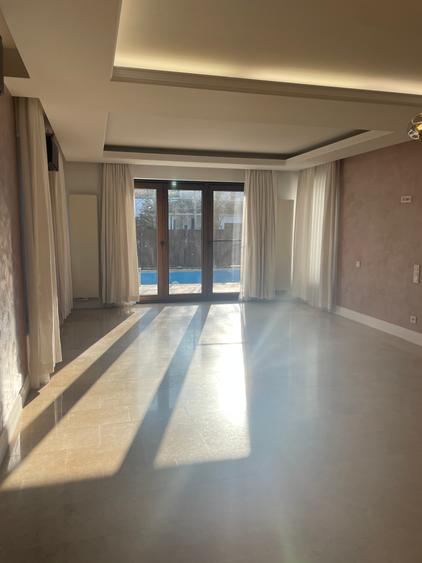 Oxford Gardens 4 bedrooms swimming pool