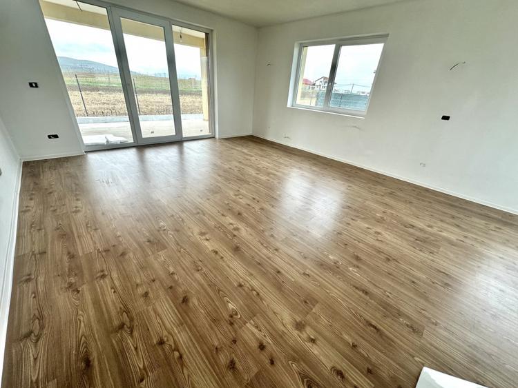 CASA NOUA I 4 CAMERE I 2 BAI I BUCATARIE I 500 MP TEREN I FINISATA I