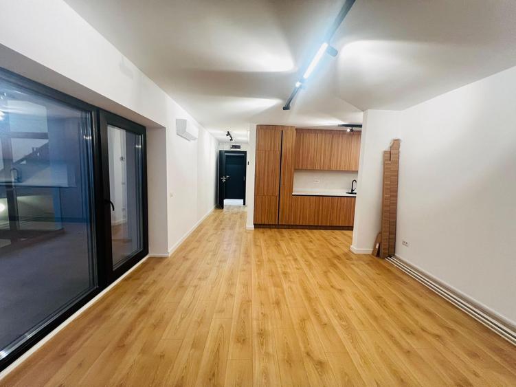 3 Camere | Bloc Nou | Parcare | Victoriei