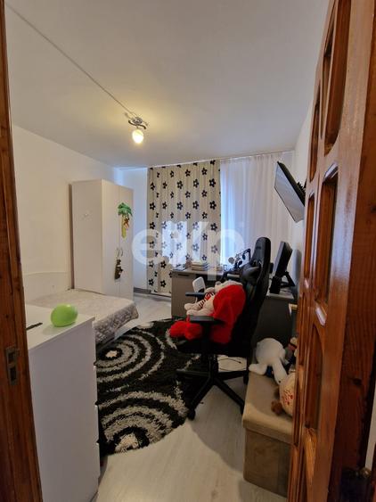 Apartament 3 camere de vânzare – Micro 6, Str. Moldovei
