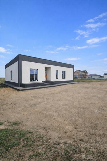 Casa individuala 112 mp utili Teren 543 mp Pozitie strategica – intrare Cumpana