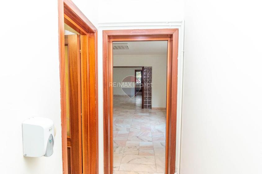 Casa / Vila cu 7 camere de inchiriat în zona Victoriei - 19
