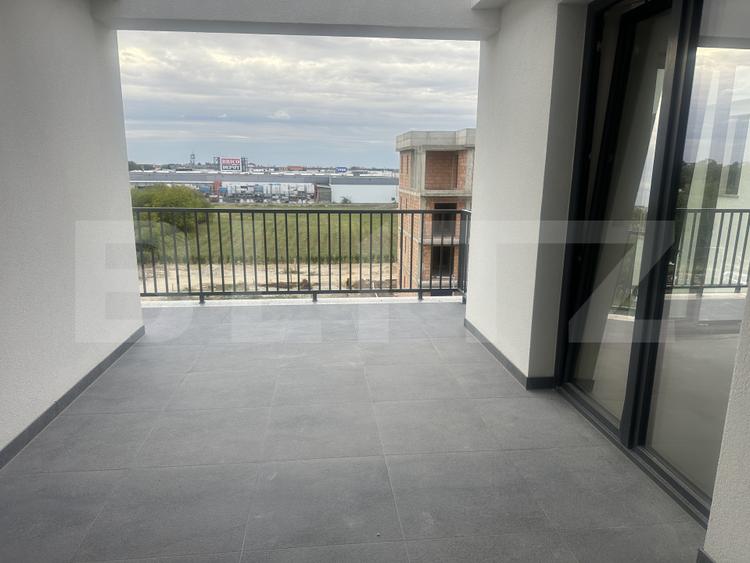 Apartament cu 3 camere, 67 mp, zona Careiului