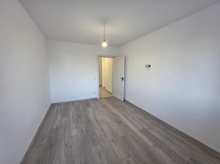 Baba Novac,1 0 minute metrou Dristor sau Piata Muncii, Sectia 12, 2 balcoane