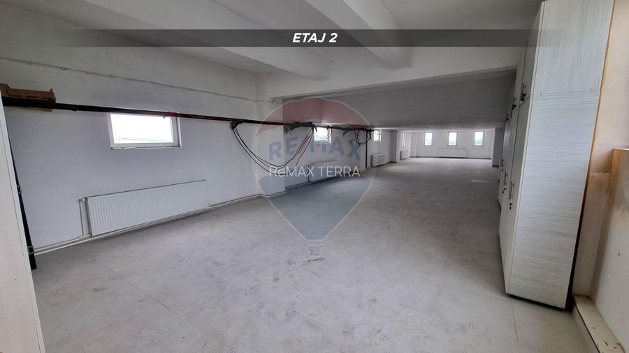 Clădire mixtă de vânzare, 1.055 MC, teren 350 mp str. Fabricii BM - 7