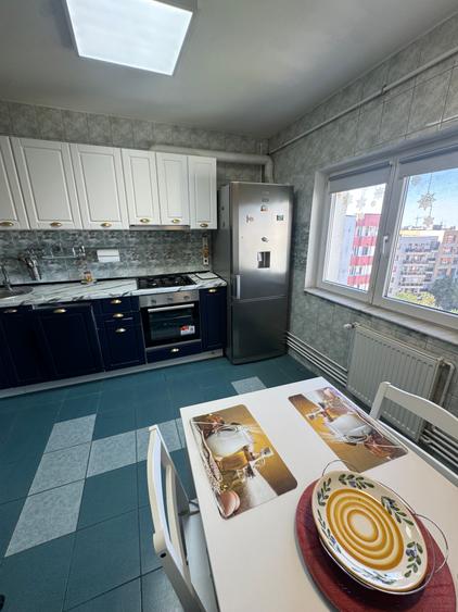 Inchiriere 3 camere Sebastian cu centrala proprie