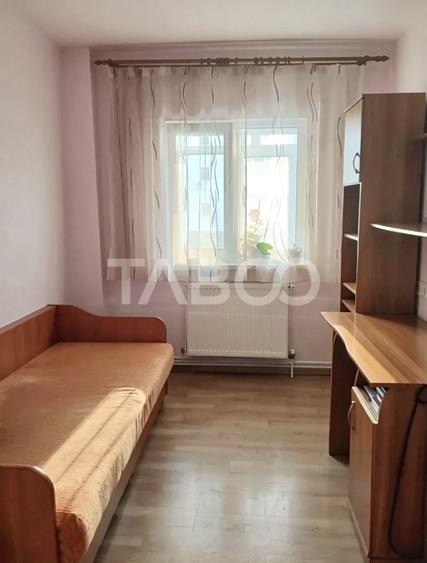 Apartament cu 3 camere in Centrul Zorilor izolat cu lift balcon boxa
