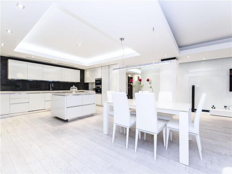 Apartament 4 camere Lux Bd.Mamaia, 210 mp, Prima închiriere