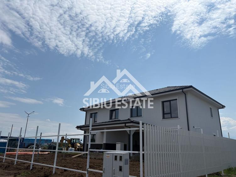 Duplex modern cu 4 camere, 102 mp – oază de liniște aproape de orașul Sibiu
