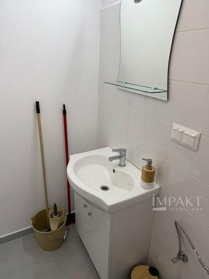 Spatiu comercial de 60 m2 in Borhaci