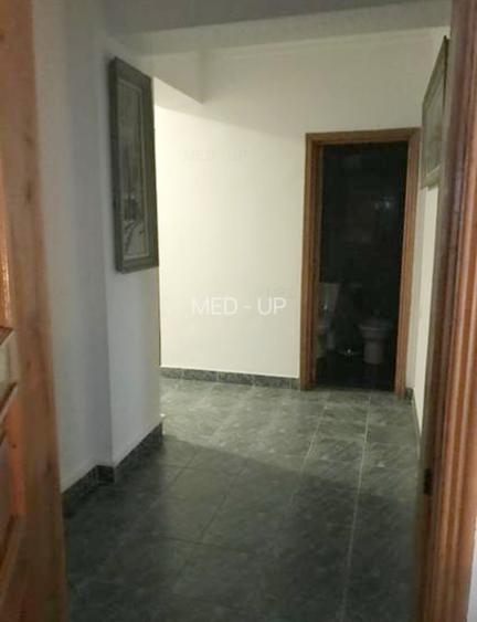 Stefan cel Mare- 5 camere mobilat si utilat, imobil 1997, 3 locuri parcare