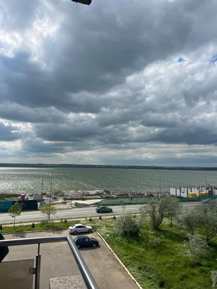 DE VÂNZARE APARTAMENT 3 CAMERE ZONA CLUBURI MAMAIA