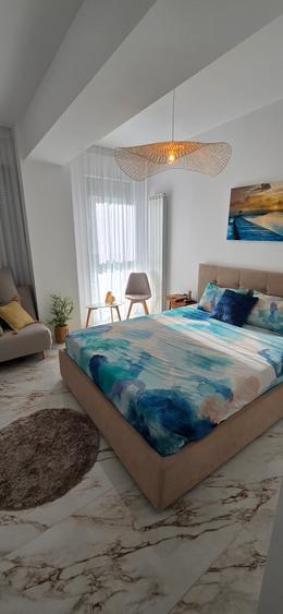 Frontal Mamaia N  2 Camere  Mobilat Si Utilat  Primul La  Plaja  Parcare  Subsol