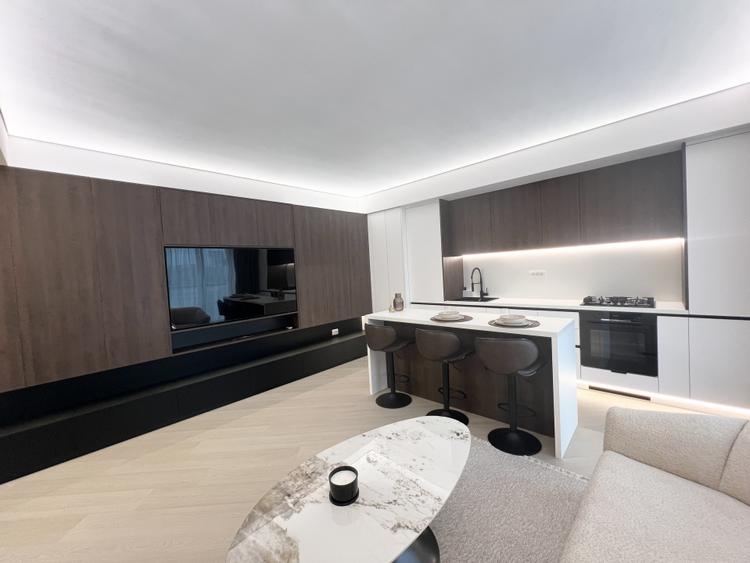 NOU / LUX / COMPLET MOBILAT SI UTILAT / LOC PARCARE DISPONIBIL