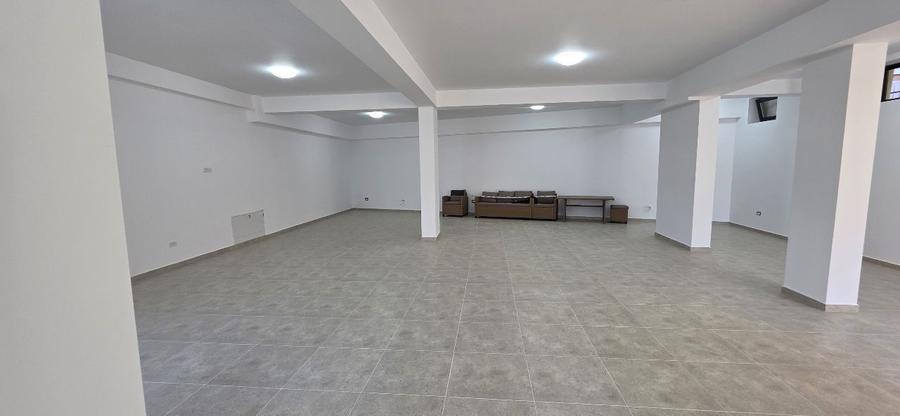 Salajan spatiu comercial 350 mp de inchiriat