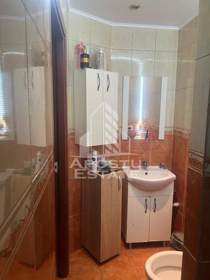 Apartament de vanzare, 49 mp, zona Uta