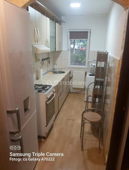 Apartament 3 camere, zona Mc Donald's - 4