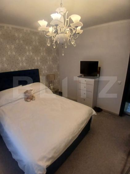 Apartament de vanzare, cu 2 camere, decomandat, zona Visani