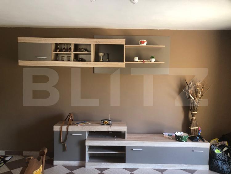 Doua case intr-o curte, teren 3700 mp, zona Supuru de Sus