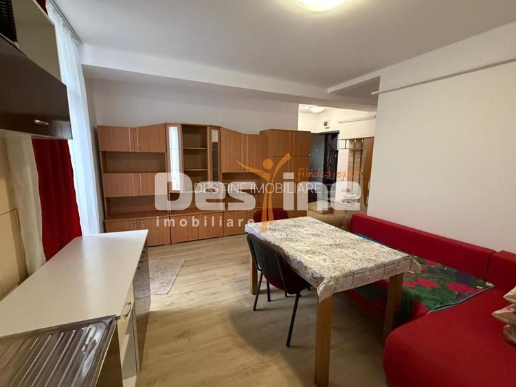 Casa cu 6 unitati, doua locuri de parcare si curte, pozitie excelenta- AFI Mall - 28