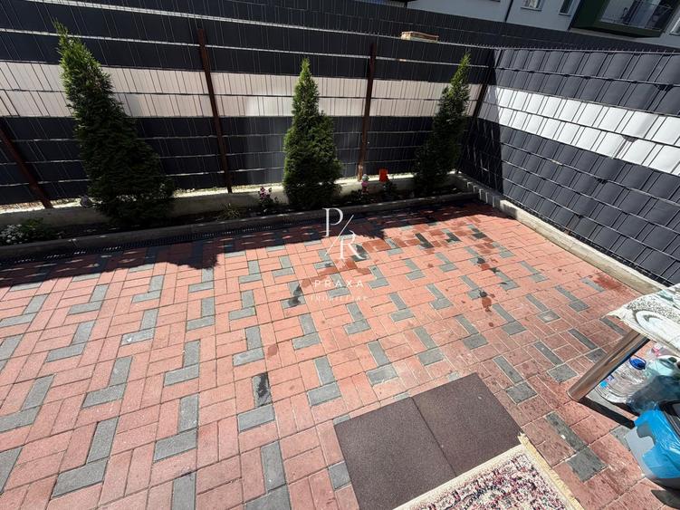 Apartament Lux 3 camere cu gradina si parcare!