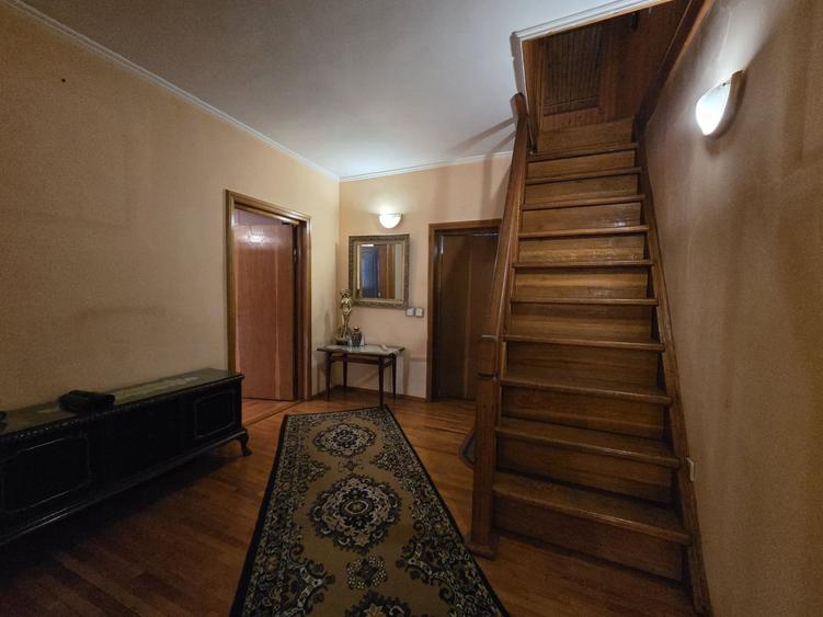 NOU! Vila in spatele Bisericii Bazilescu