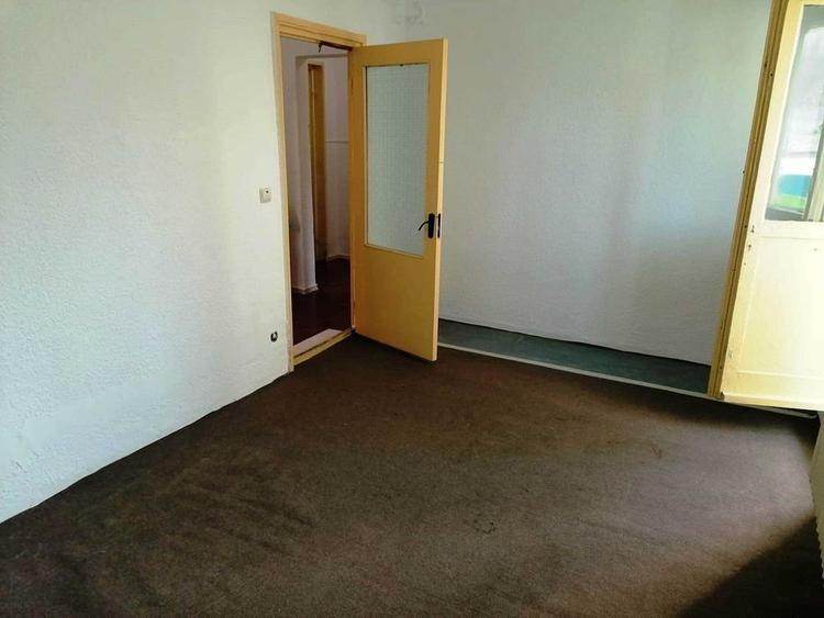 Apartament cu 2 camere decomandat, etaj 2/10, Pacurari
