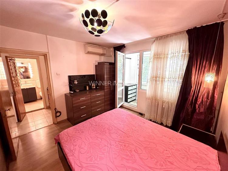 Vanzare apartament cu 3 camere Iz.Muresului - 2
