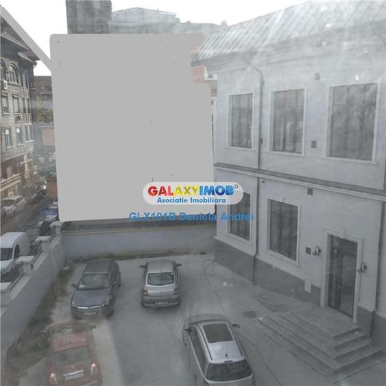 De inchiriat VILA  D+P+1E+M, TEREN 900 mp, parcare, ULTRACENTRAL