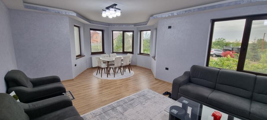 Vila cu etaj in zona fostelor sere Dobosari