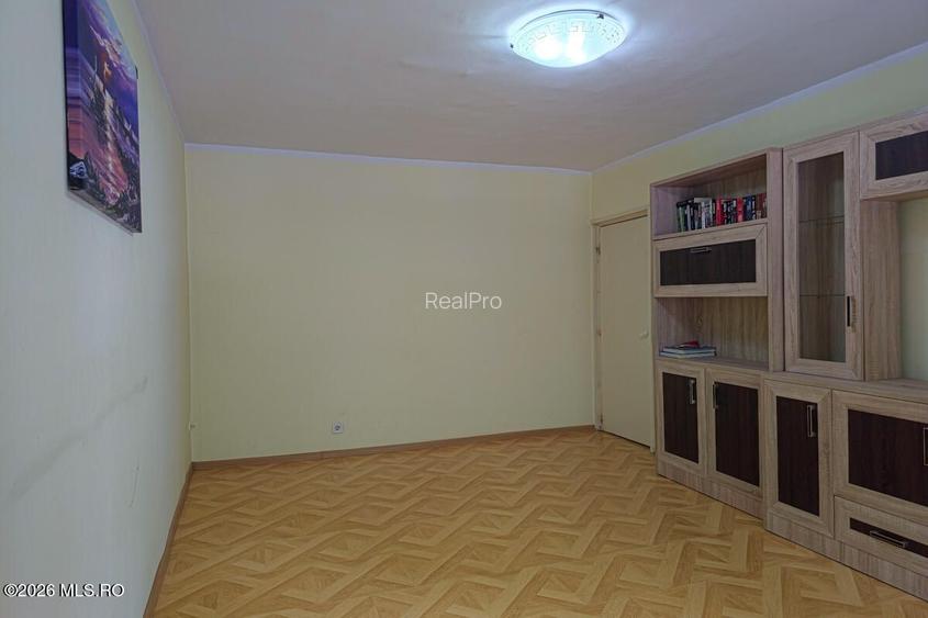 Mircea Cel Batran - 3 Camere, Decomandat, 2 Bai, Centrala - 4