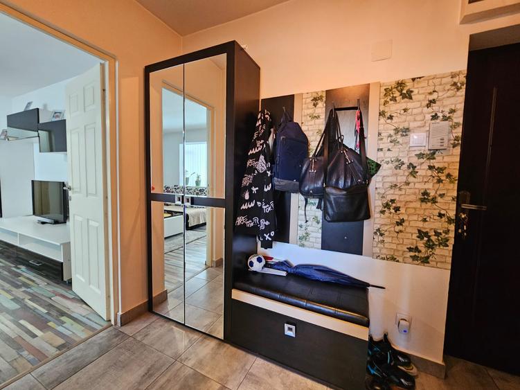 Apartament 2 camere, renovat integral, zona Gojdu