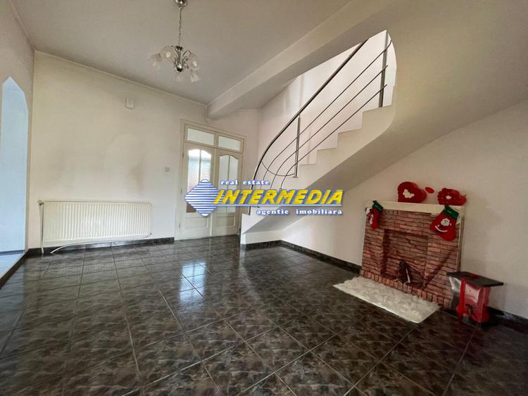 Casa D+P+E vanzare Finisata si 500 mp Teren toate utilitatile strada asfaltata