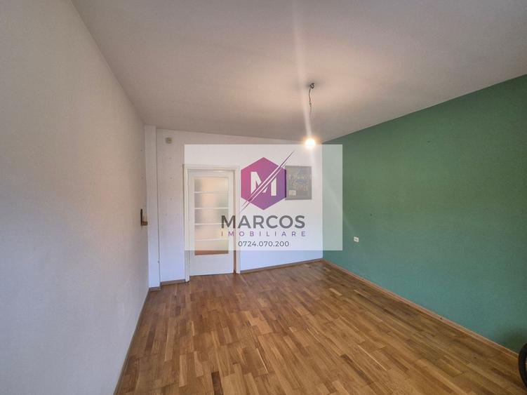 Vand casa 2 camere Moroasa
