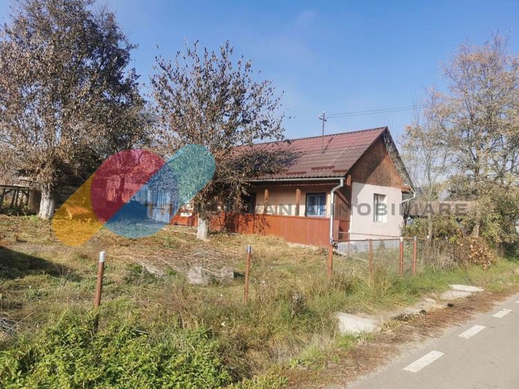 Casa individuala 100mp cu teren 8000mp