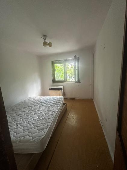 Etaj 2 - Apartament 3 camere confort 2, zona Viziru 1.
