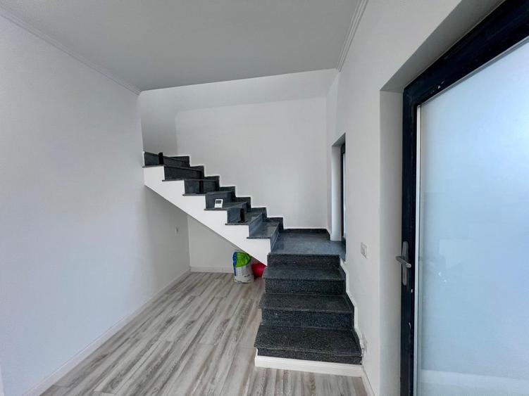 DIRECT DE LA PROPRIETAR: Vilă de lux – zonă rezidențială liniștită