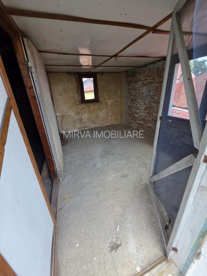 Casă renovată cu 6 camere, teren 557 mp – Berceni, Prahova - 21